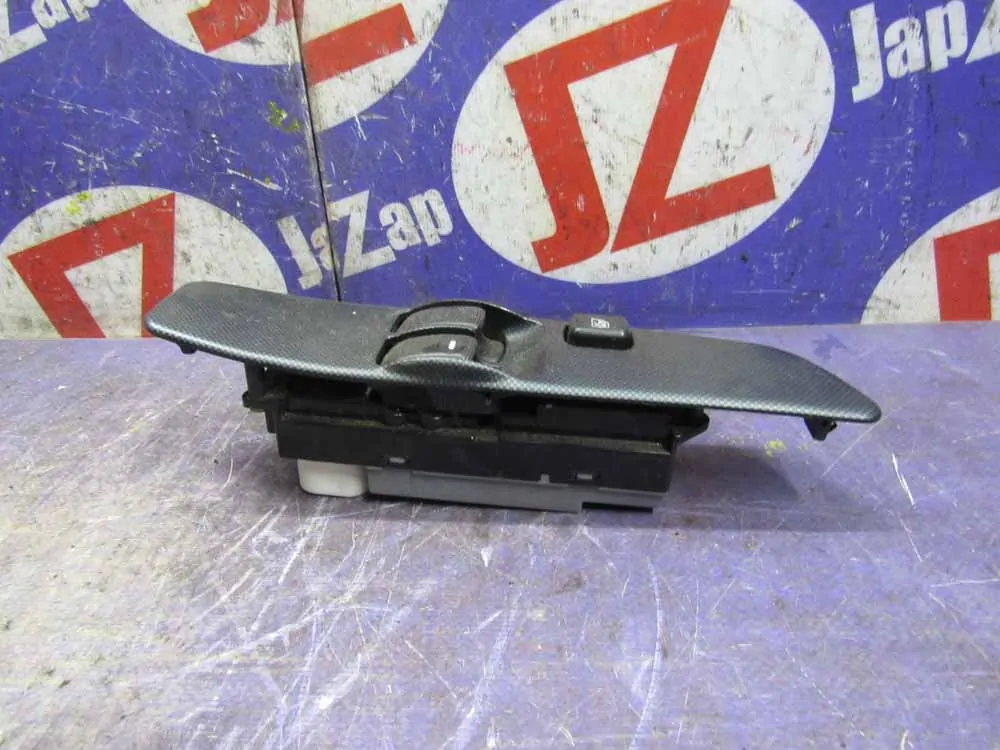 Блок управления стеклоподъемниками для Mitsubishi Pajero Mini  H58A  4A30       Блок управления стеклоподъемниками для Mitsubishi Pajero Mini H58A  4A30