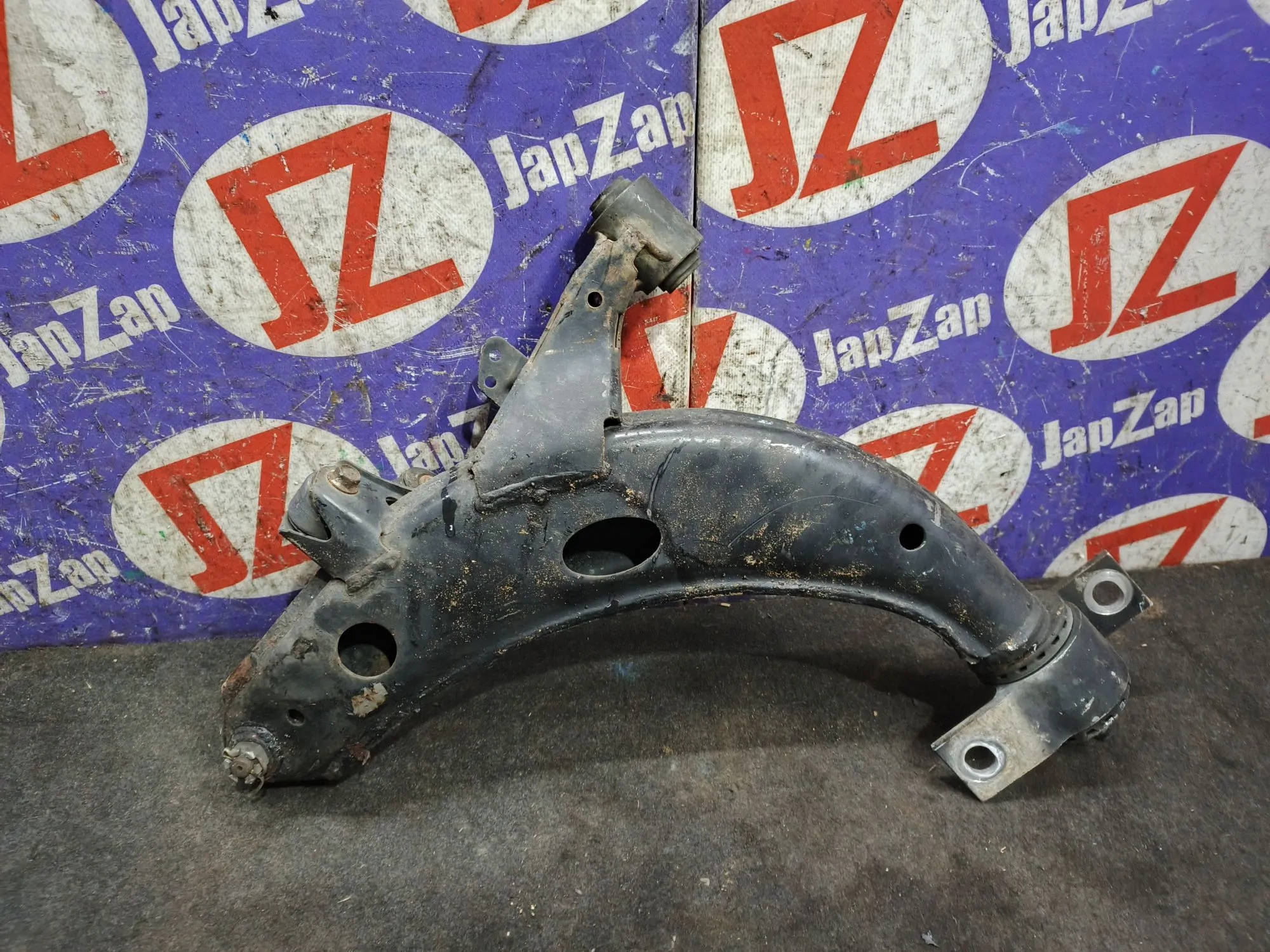 Рычаг для Subaru Impreza GG3  EJ15  перед право   