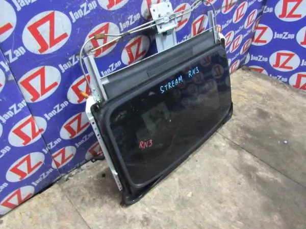 Люк Honda Stream RN1