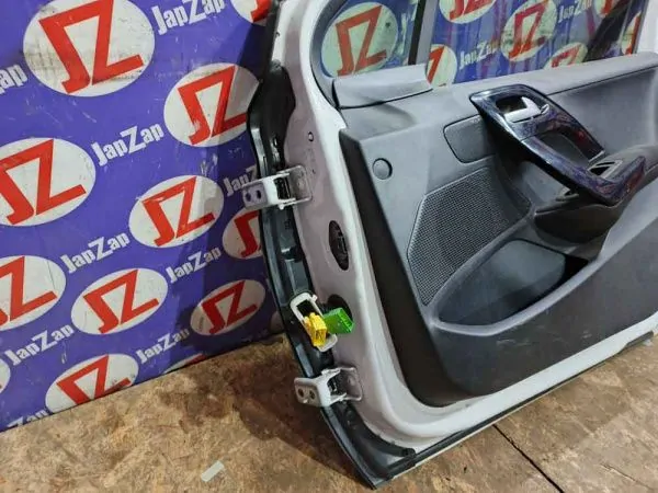 Дверь боковая Peugeot 208 A9