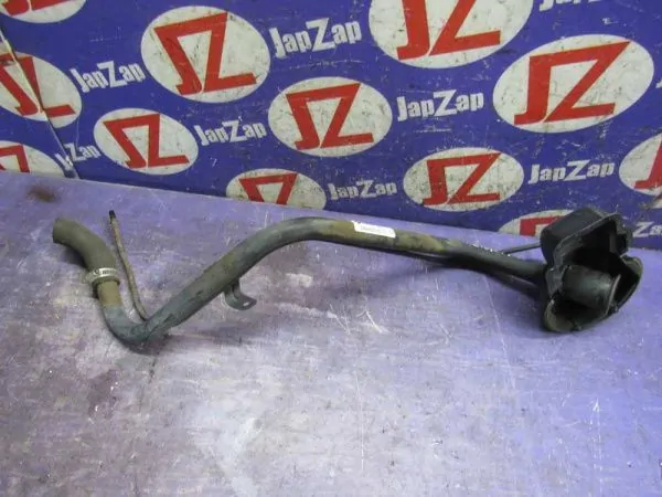 Горловина топливного бака Dodge Caliber PM