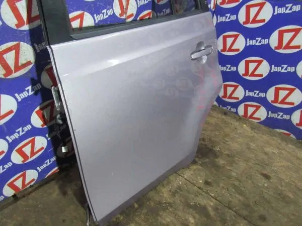 Дверь боковая Toyota bB QNC21