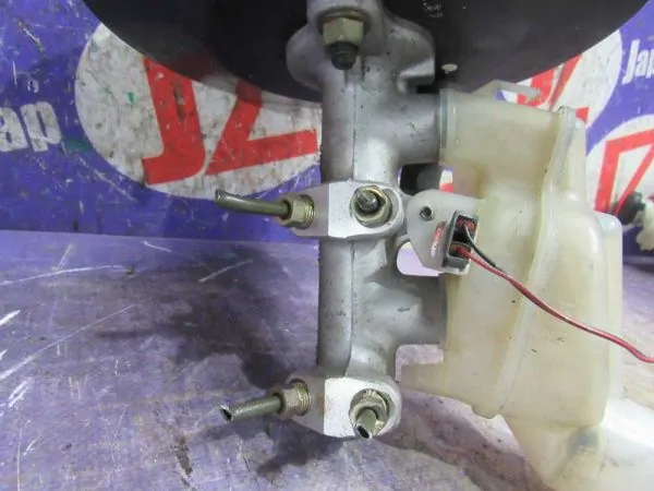 Вакуумный усилитель тормозов Suzuki Wagon R MH21S