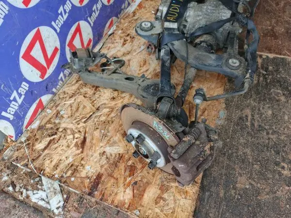 Балка поперечная Audi A3 8L