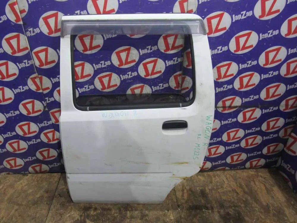 Дверь боковая Suzuki Wagon R MH22S