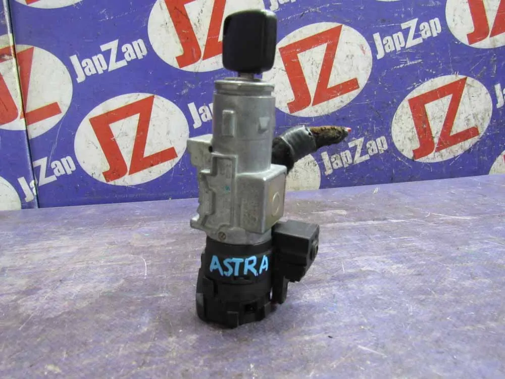 Замок зажигания Opel Astra F