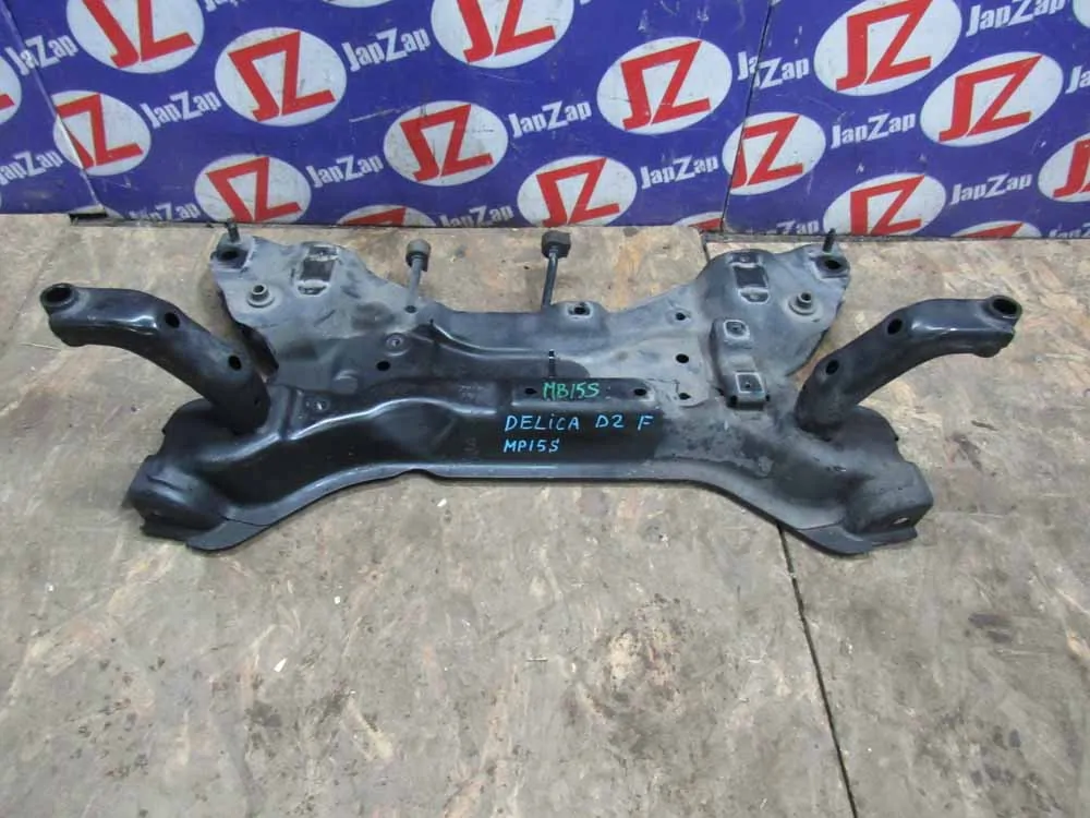 Балка поперечная Mitsubishi Delica D2 MB15S