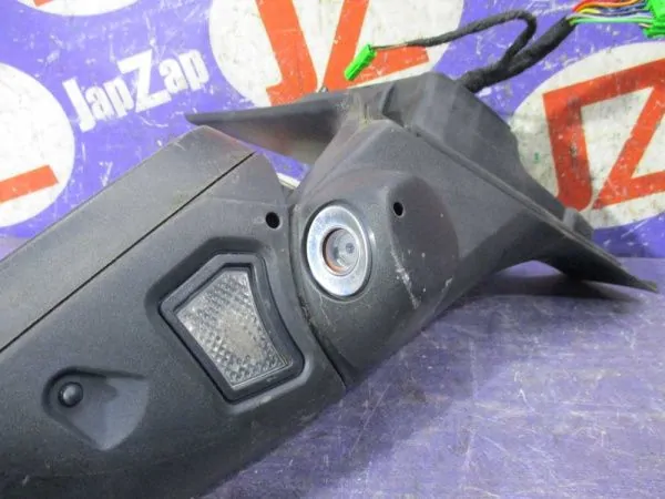 Зеркало боковое Volvo V70 BW48