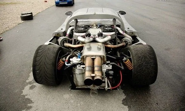 Система Twin Turbo используется в двигателях RB26DETT Nissan