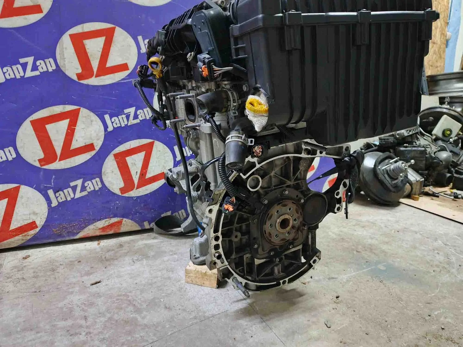 Двигатель Peugeot 208 A9