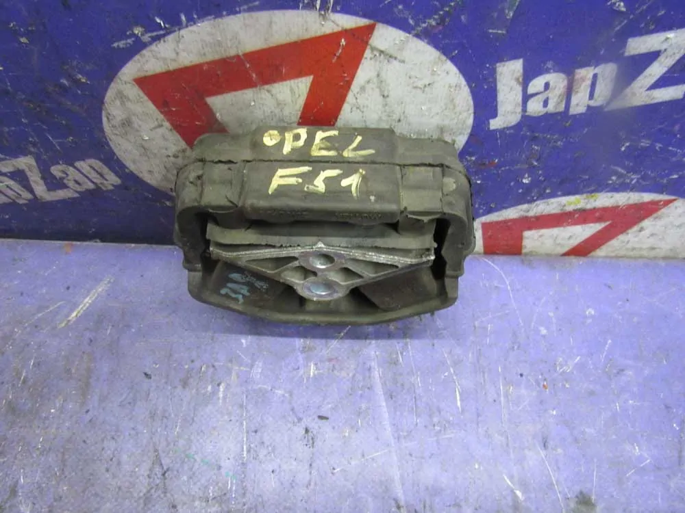 Подушка двигателя Opel Astra F