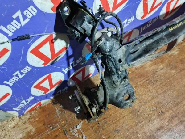 Балка поперечная Peugeot 208 A9