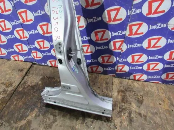 Стойка кузова Lexus IS GSE21