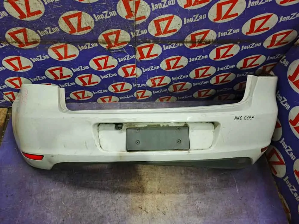 Бампер задний Volkswagen Golf 5K1