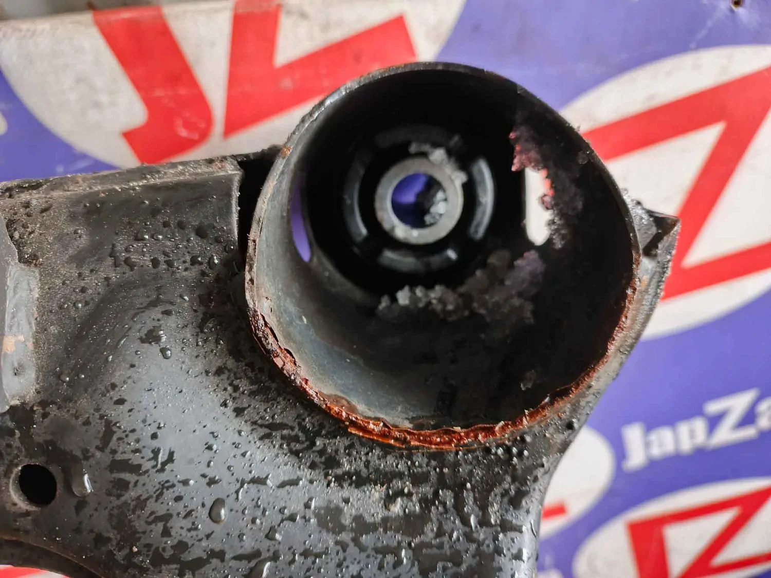 Балка поперечная Nissan Teana L33