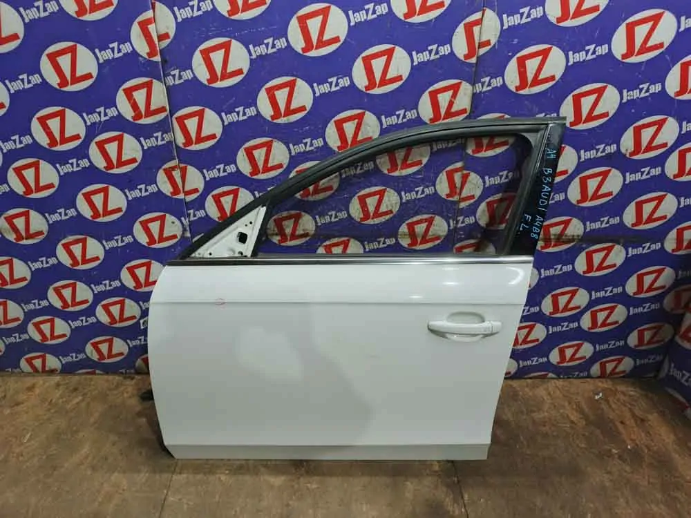 Дверь боковая Audi A4 B8