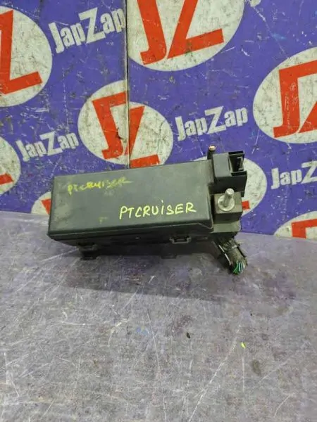 Блок предохранителей, реле Chrysler PT Cruiser PT