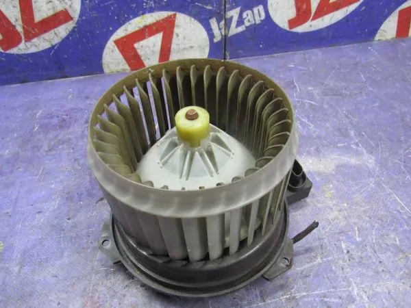 Мотор печки Suzuki Wagon R MH22S