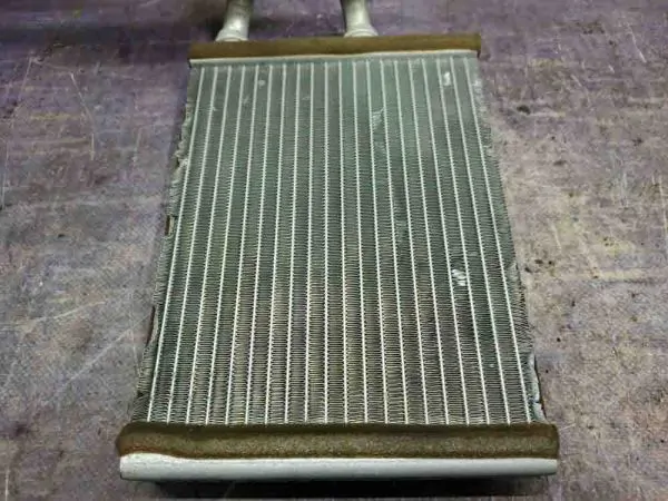 Радиатор печки Subaru Impreza GG3