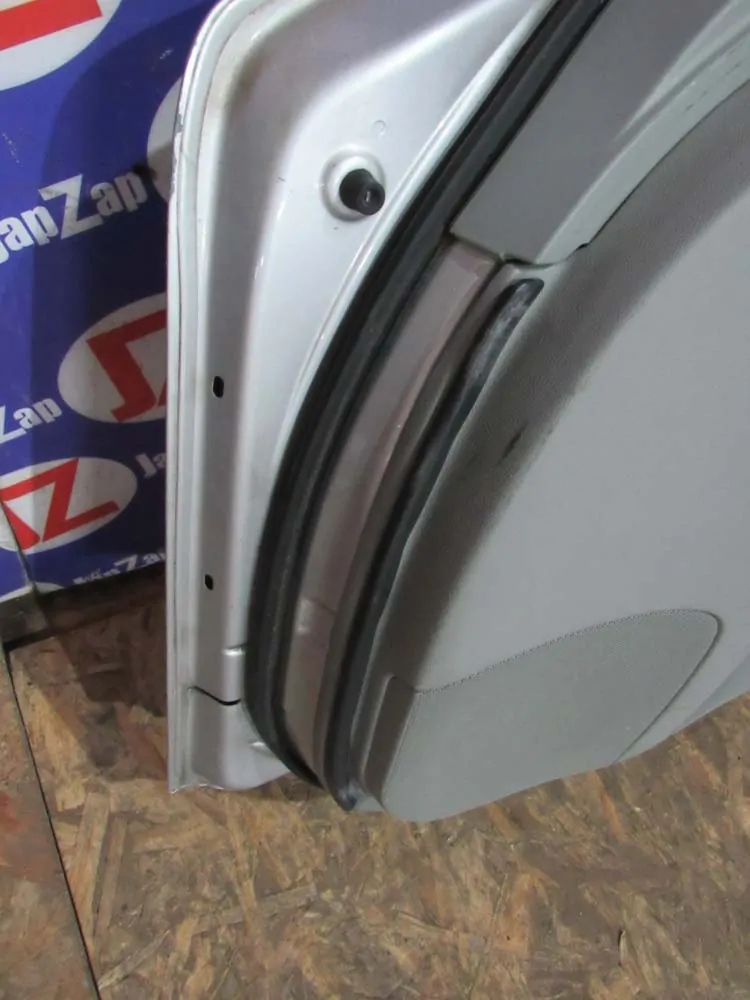 Дверь боковая для Lexus IS  GSE21  2GR-FSE  зад лево    Дверь боковая для Lexus IS GSE21  2GR-FSE  зад лево