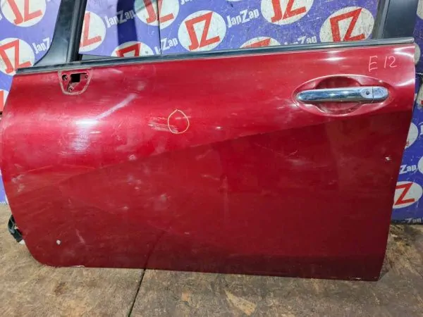 Дверь боковая Nissan Note E12