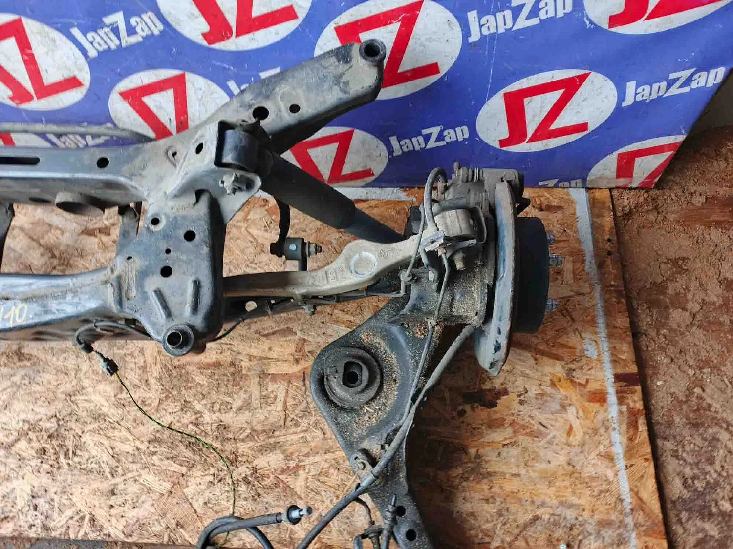 Балка поперечная Nissan Qashqai J10