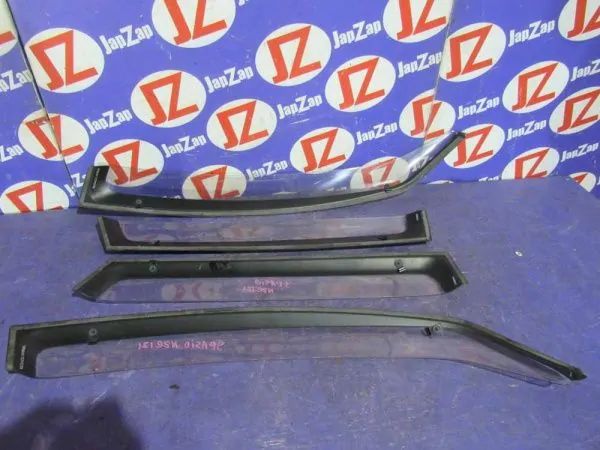 Ветровик для автомобиля Toyota Corolla Spacio