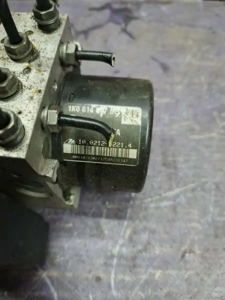 Блок ABS Audi A3 8P