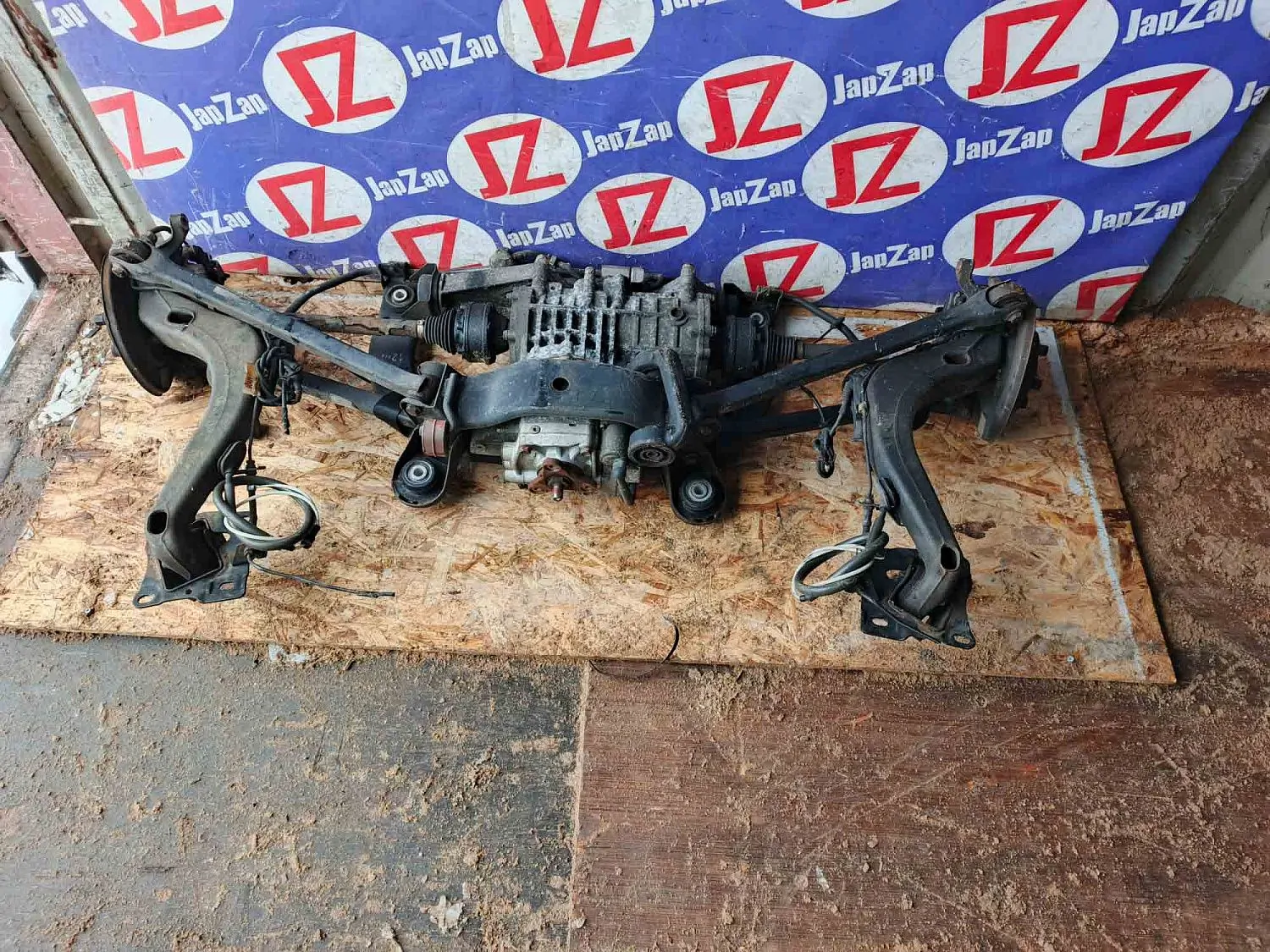 Балка поперечная Audi A3 8L