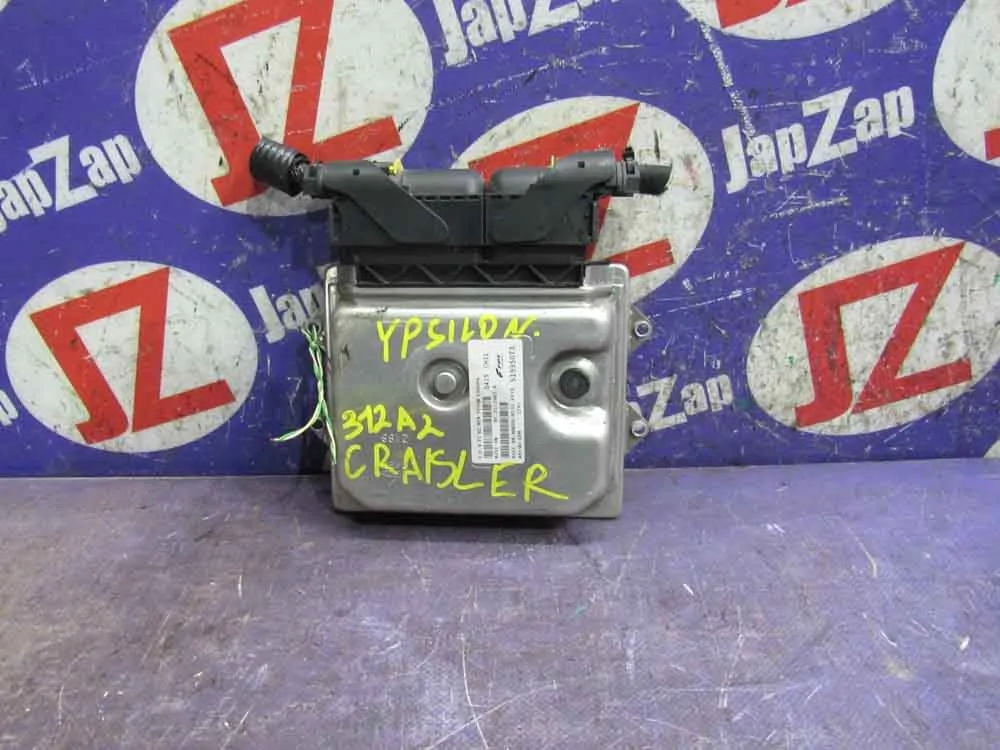 Блок управления двигателем Lancia Ypsilon 84609