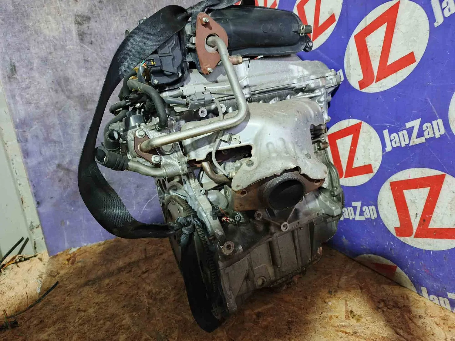 Двигатель Nissan Note E11