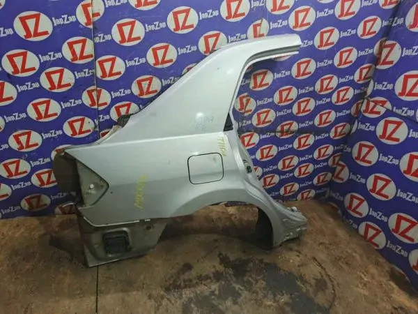 Крыло заднее Nissan Tiida C11