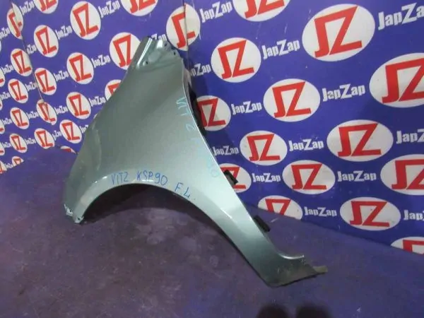 Крыло переднее Toyota Vitz KSP90