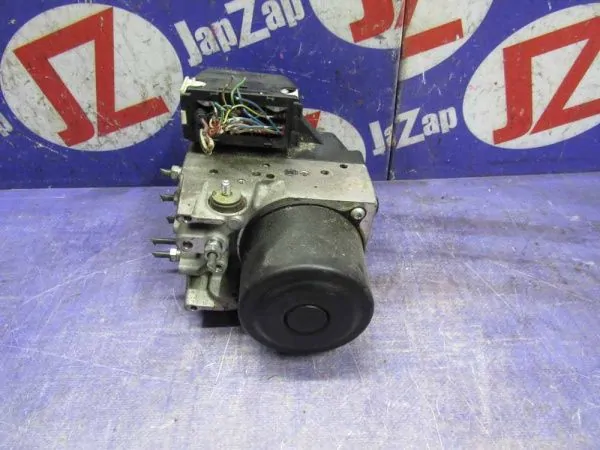 Блок ABS Lexus IS GSE21