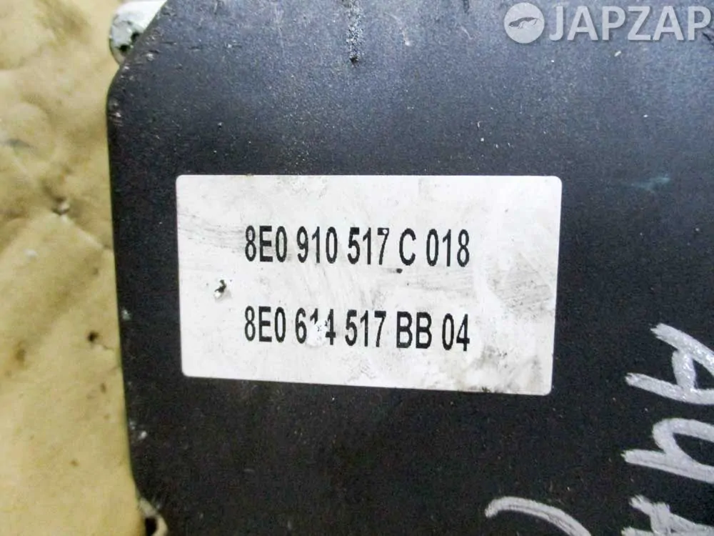 Блок abs для Audi A4  B7 8К2 8ED         Блок abs для Audi A4 B7 8К2 8ED