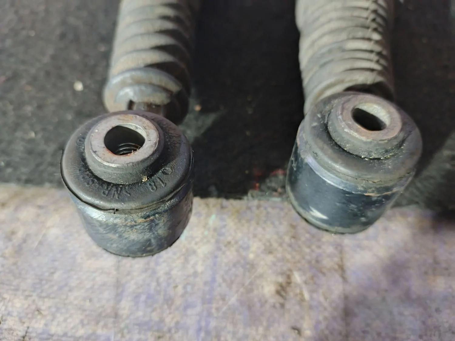 Амортизатор подвески Citroen DS 3 S