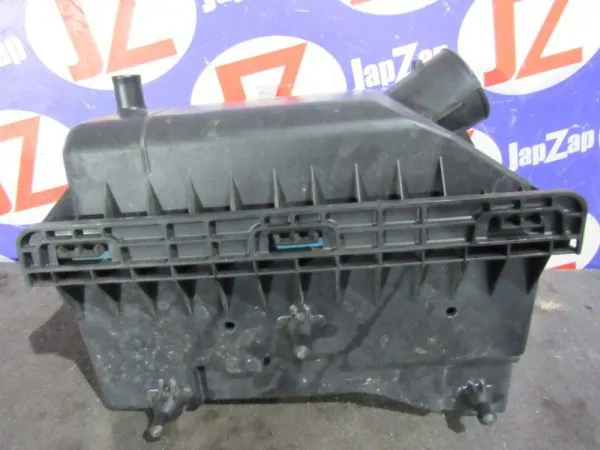 Корпус воздушного фильтра Dodge Caliber PM