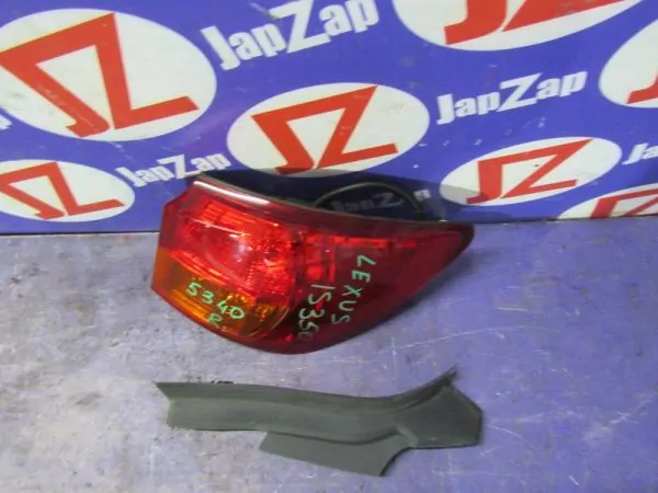 Фонарь задний Lexus IS GSE21