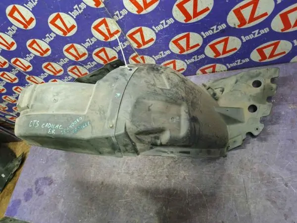 Подкрылок Cadillac CTS 