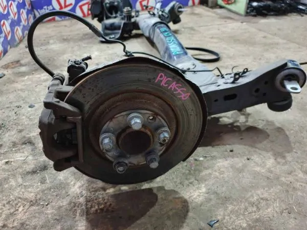 Балка поперечная Citroen C4 Picasso 3D