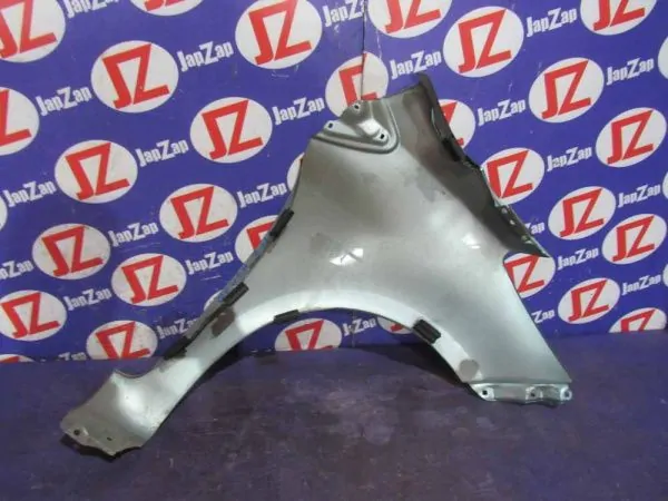 Крыло переднее Toyota Vitz KSP90
