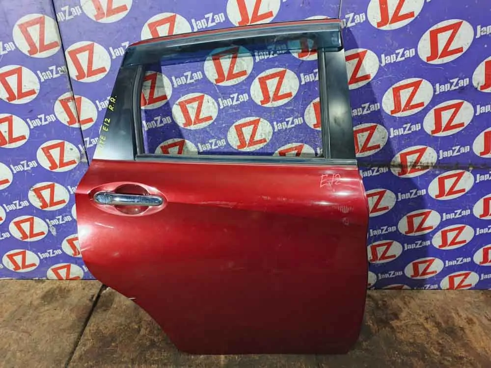 Дверь боковая Nissan Note E12
