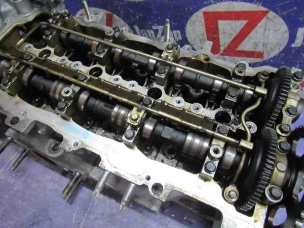 Головка блока цилиндров Mazda CX-5 KE2FW Головка блока цилиндров Mazda CX-5 KE2FW