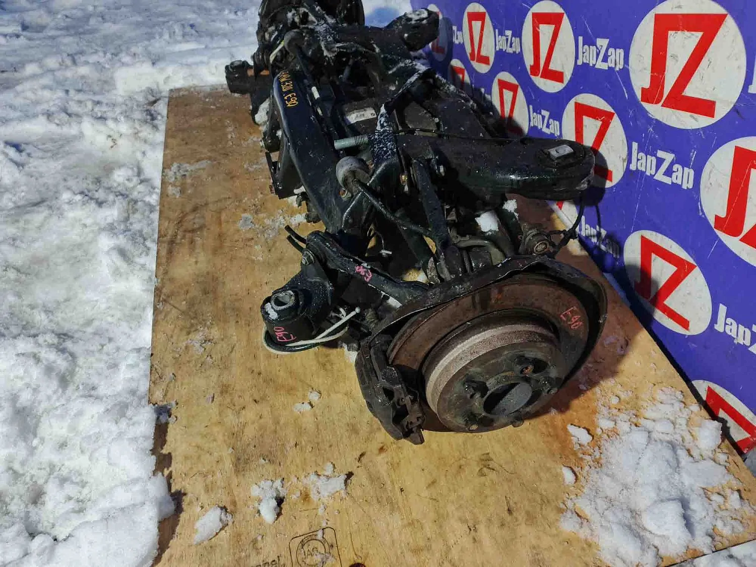 Балка поперечная BMW 3 серия E90