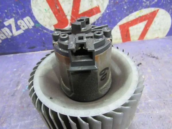 Мотор печки Daihatsu Move L175S