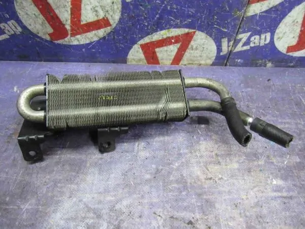 Радиатор охлаждения двигателя Chrysler PT Cruiser PT