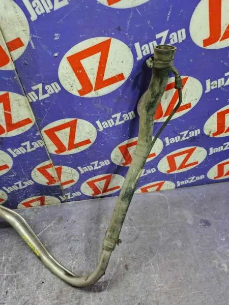 Горловина топливного бака Chrysler PT Cruiser PT