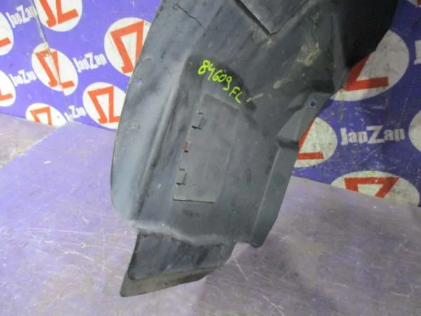 Подкрылок Lancia Ypsilon 84609