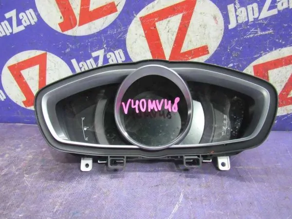 Панель приборов Volvo V40 MV