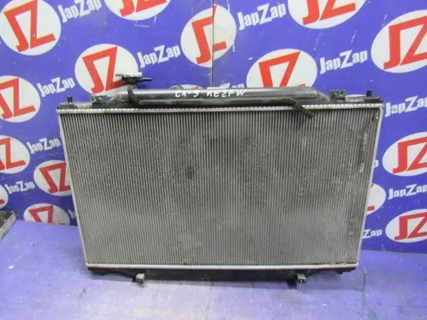 Радиатор охлаждения двигателя Mazda CX-5 KE2FW